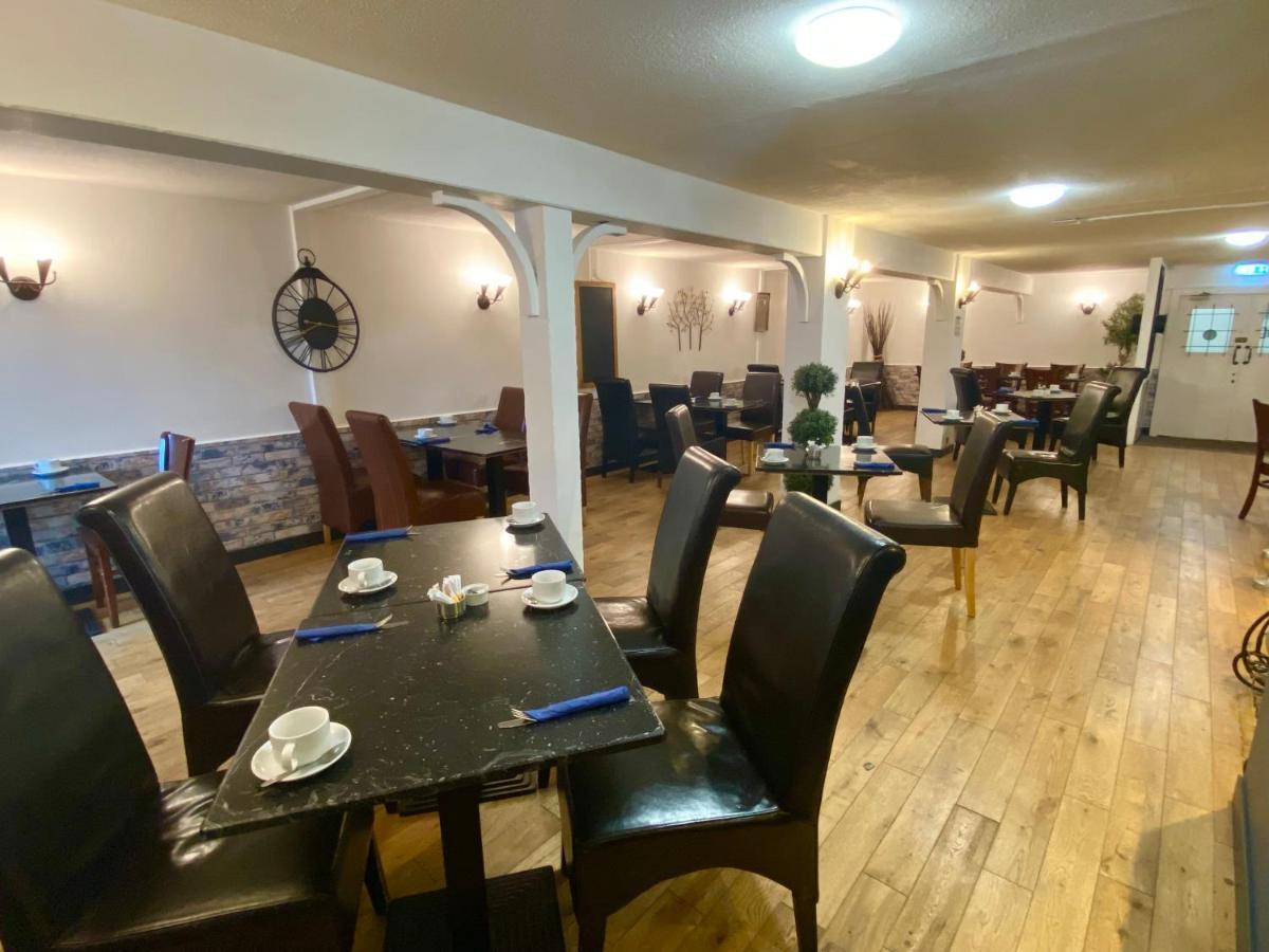 The County Hotel - Self Check-In, Ultra Fast Wi-Fi, Free Parking, Central Location Selkirk Dış mekan fotoğraf