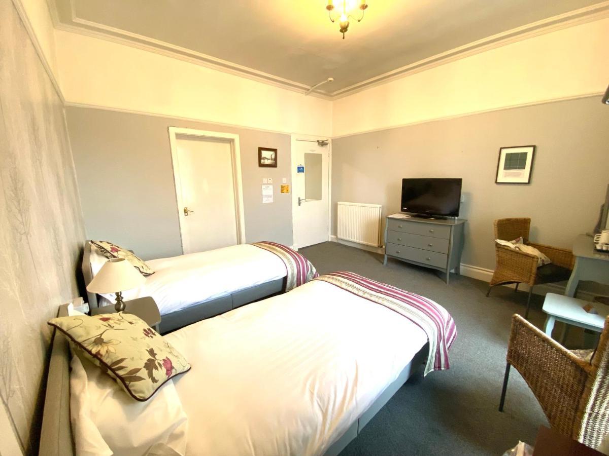 The County Hotel - Self Check-In, Ultra Fast Wi-Fi, Free Parking, Central Location Selkirk Dış mekan fotoğraf