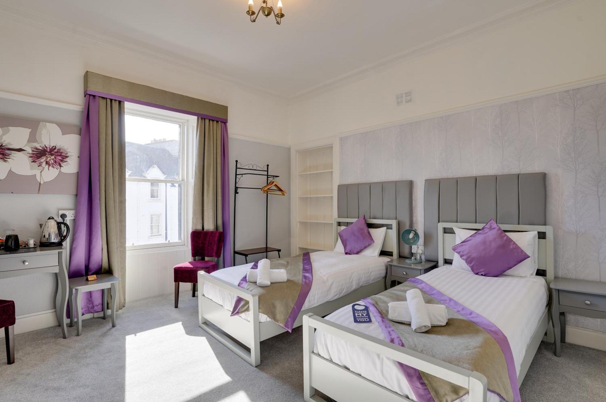 The County Hotel - Self Check-In, Ultra Fast Wi-Fi, Free Parking, Central Location Selkirk Dış mekan fotoğraf