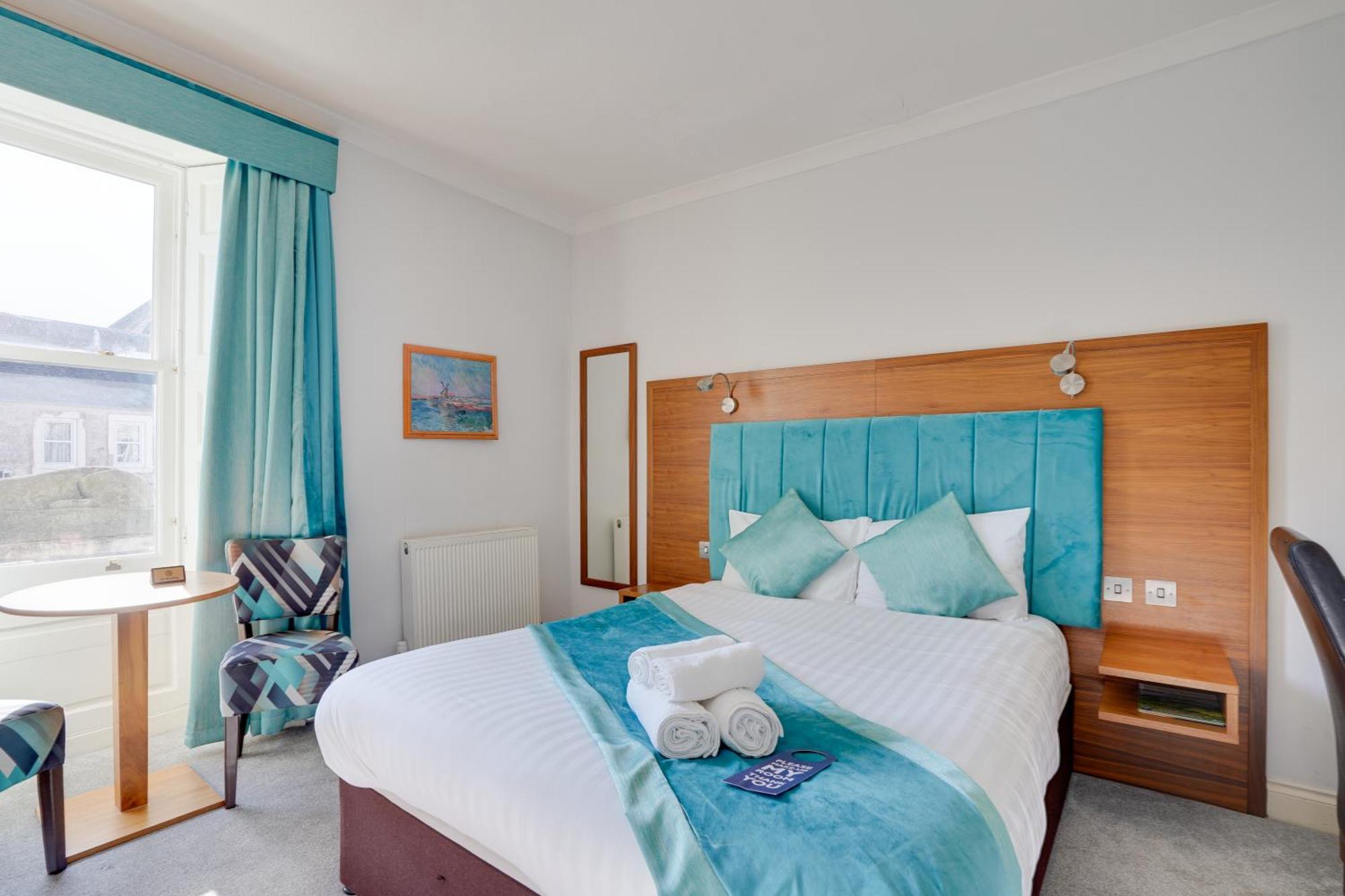 The County Hotel - Self Check-In, Ultra Fast Wi-Fi, Free Parking, Central Location Selkirk Dış mekan fotoğraf