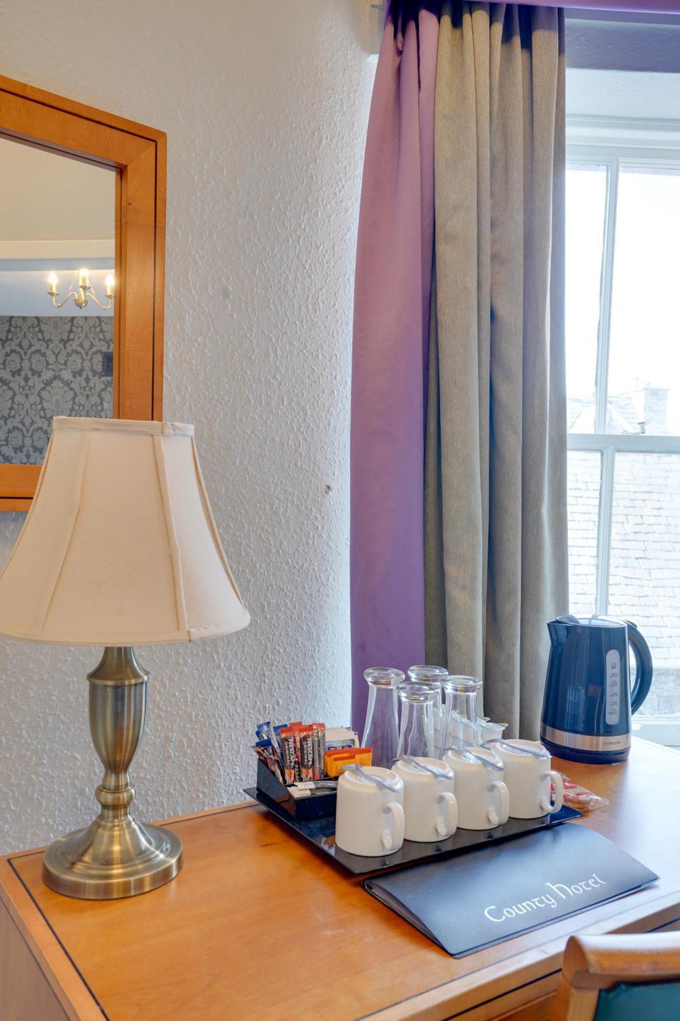 The County Hotel - Self Check-In, Ultra Fast Wi-Fi, Free Parking, Central Location Selkirk Dış mekan fotoğraf
